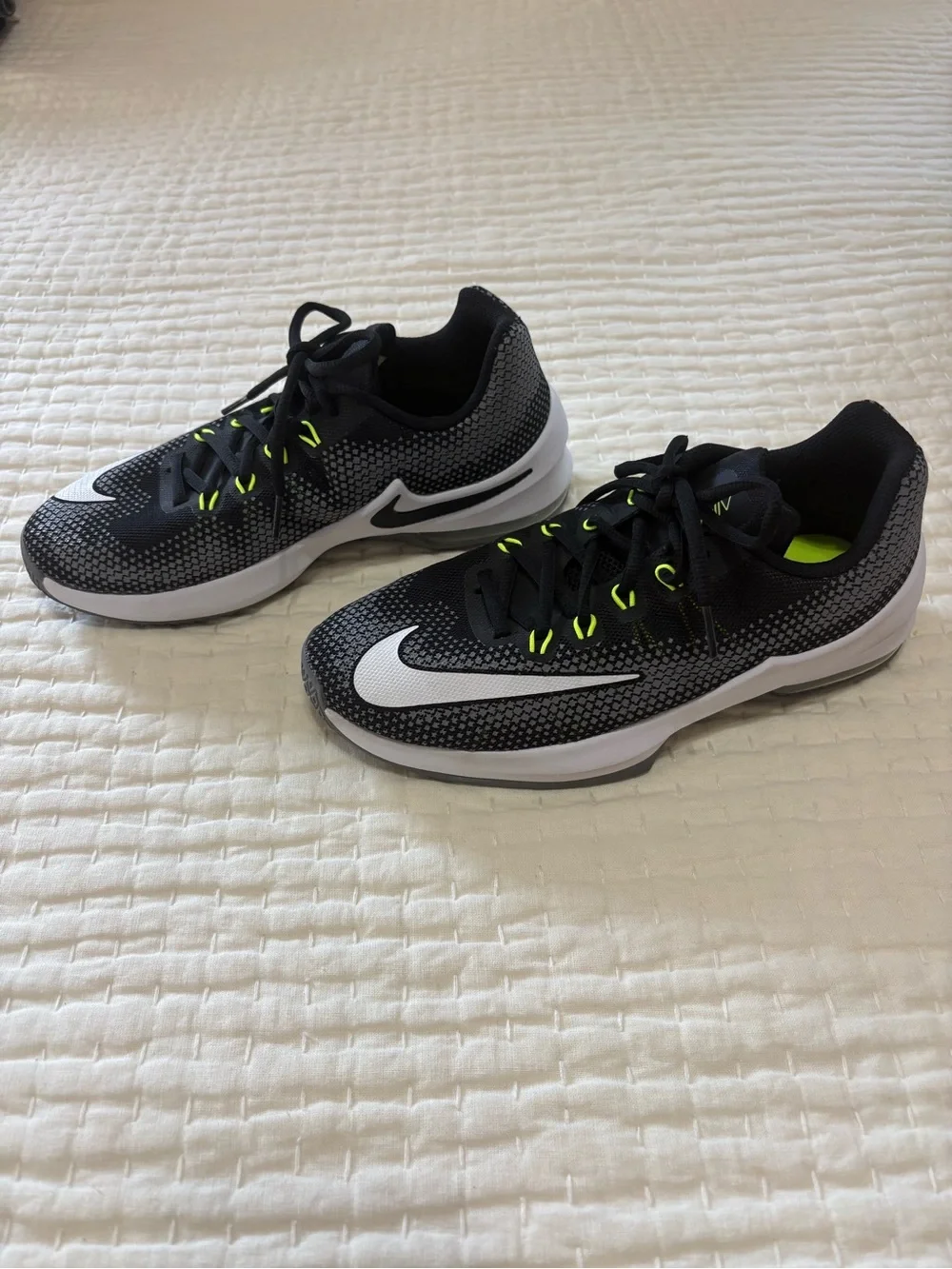 Nike Black Running Shoes with Neon Green Insole